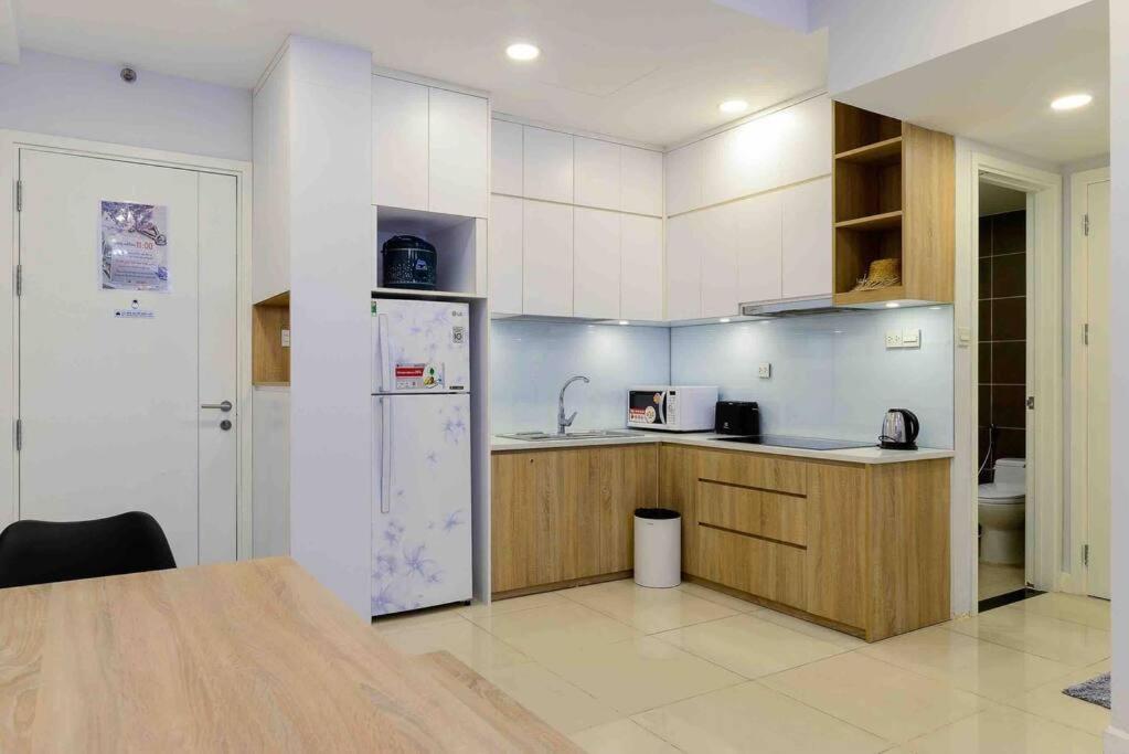 1b-stylist-hana Apart-ic509 * Ho Chi Minh City
